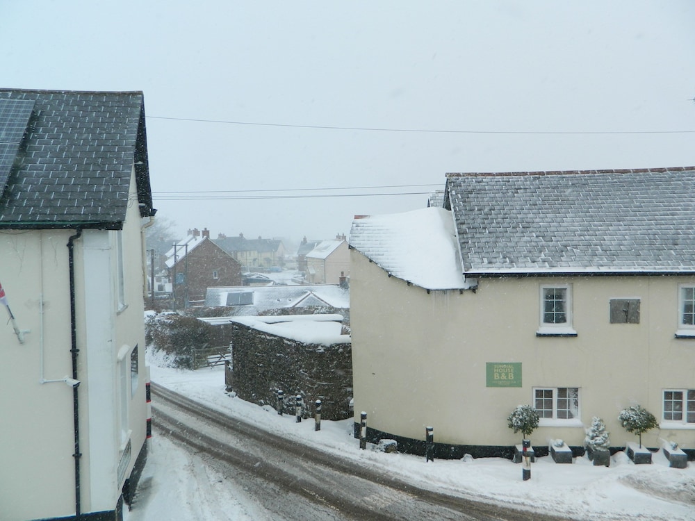 Exmoor House - Guest House 45/50