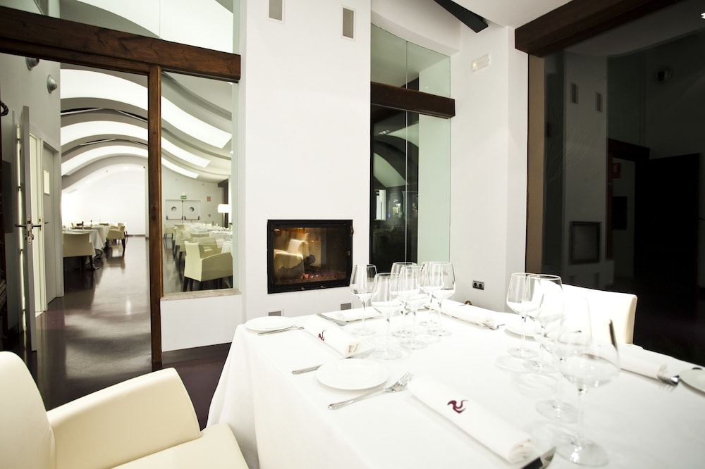 Hotel & Winery Senorio de Nevada 28/40