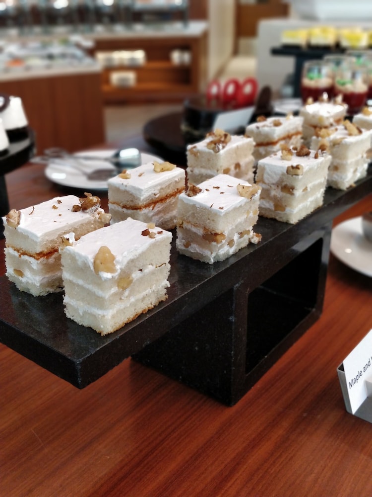 Hyatt Place Hyderabad Banjara Hills 43/54