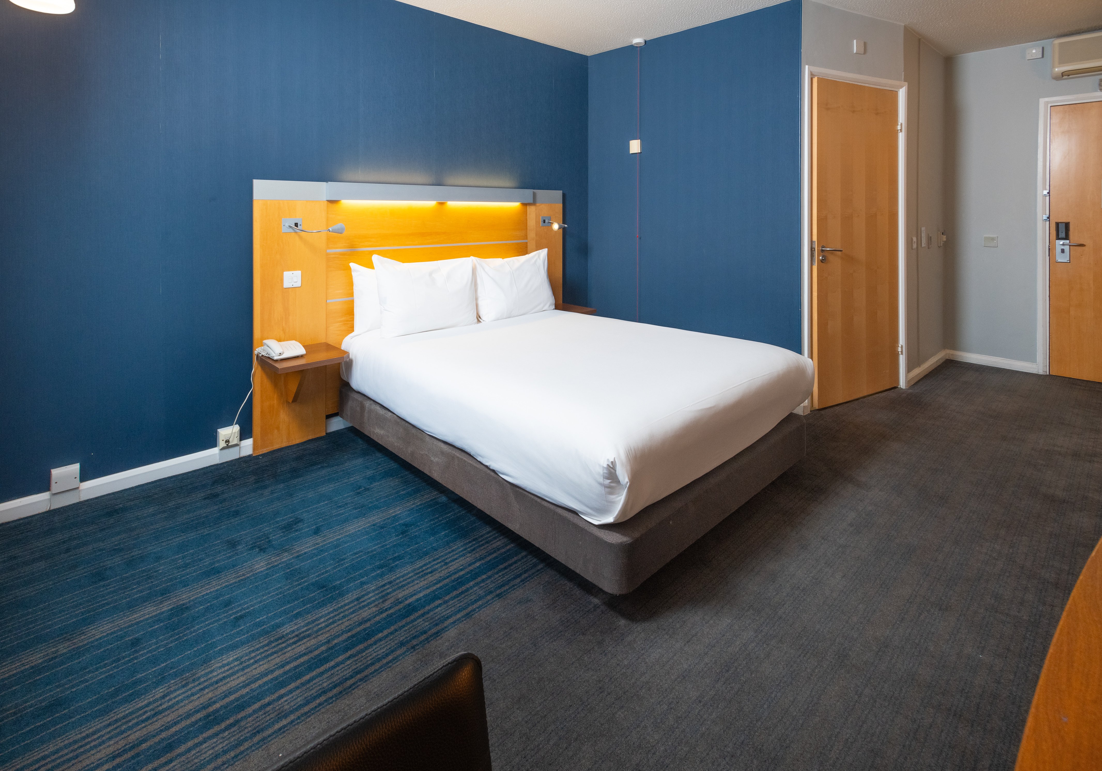 Holiday Inn Express Stevenage 26/66
