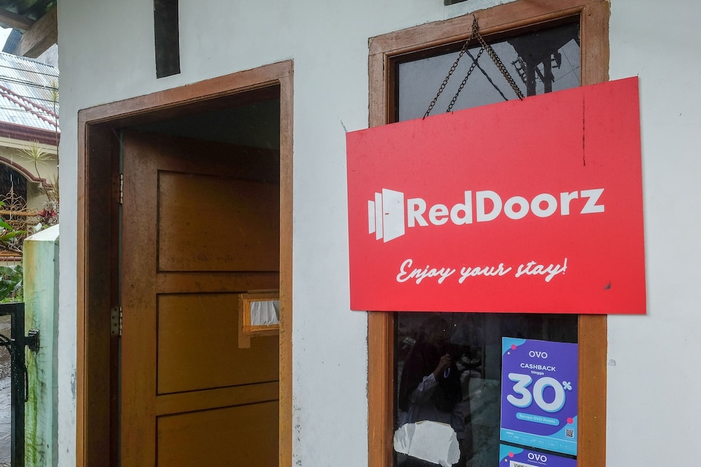 Reddoorz Near Politeknik Manado 19/30