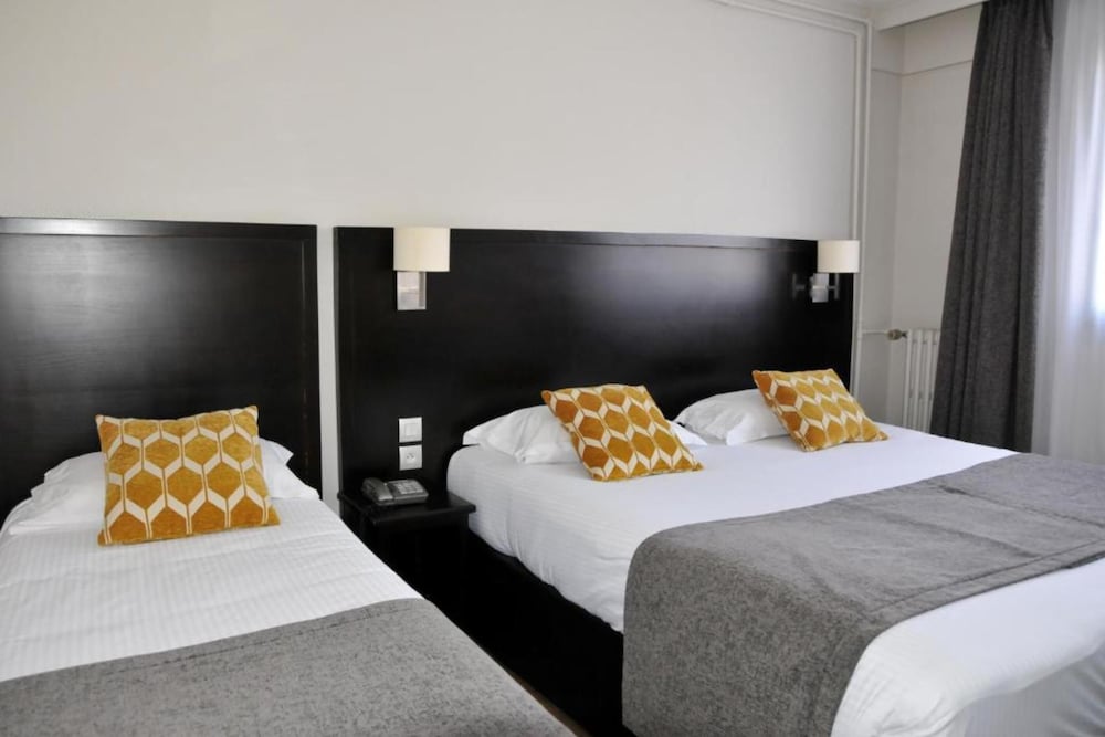 Quatrans Hotel 30/63