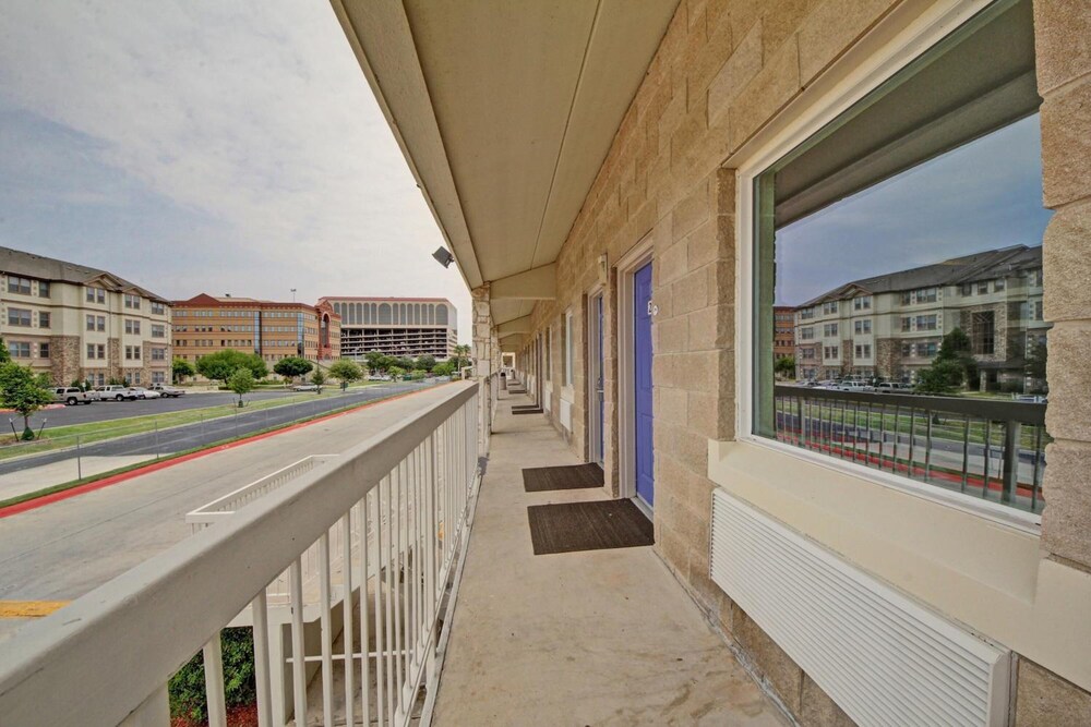 Motel6 San Antonio, TX - Downtown - Market Square 40/44