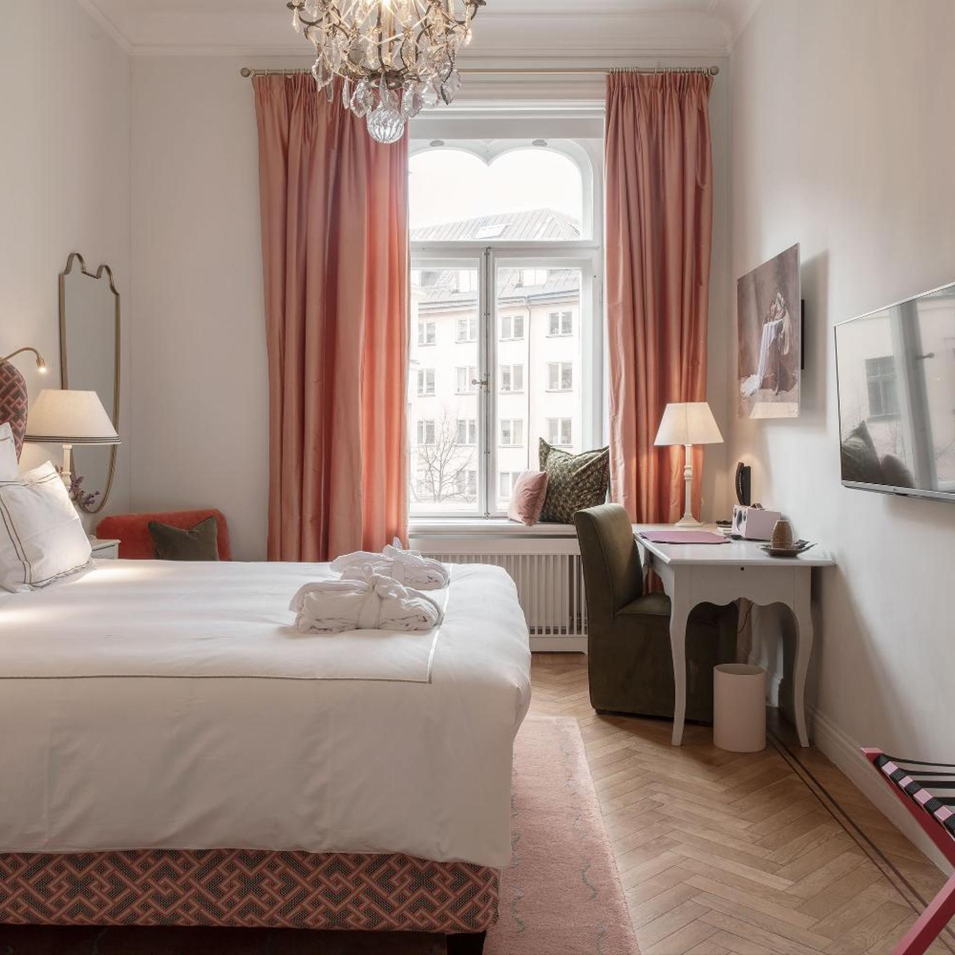 غرفة سوبيريور بسرير مزدوج، The Sparrow Hotel 2/6