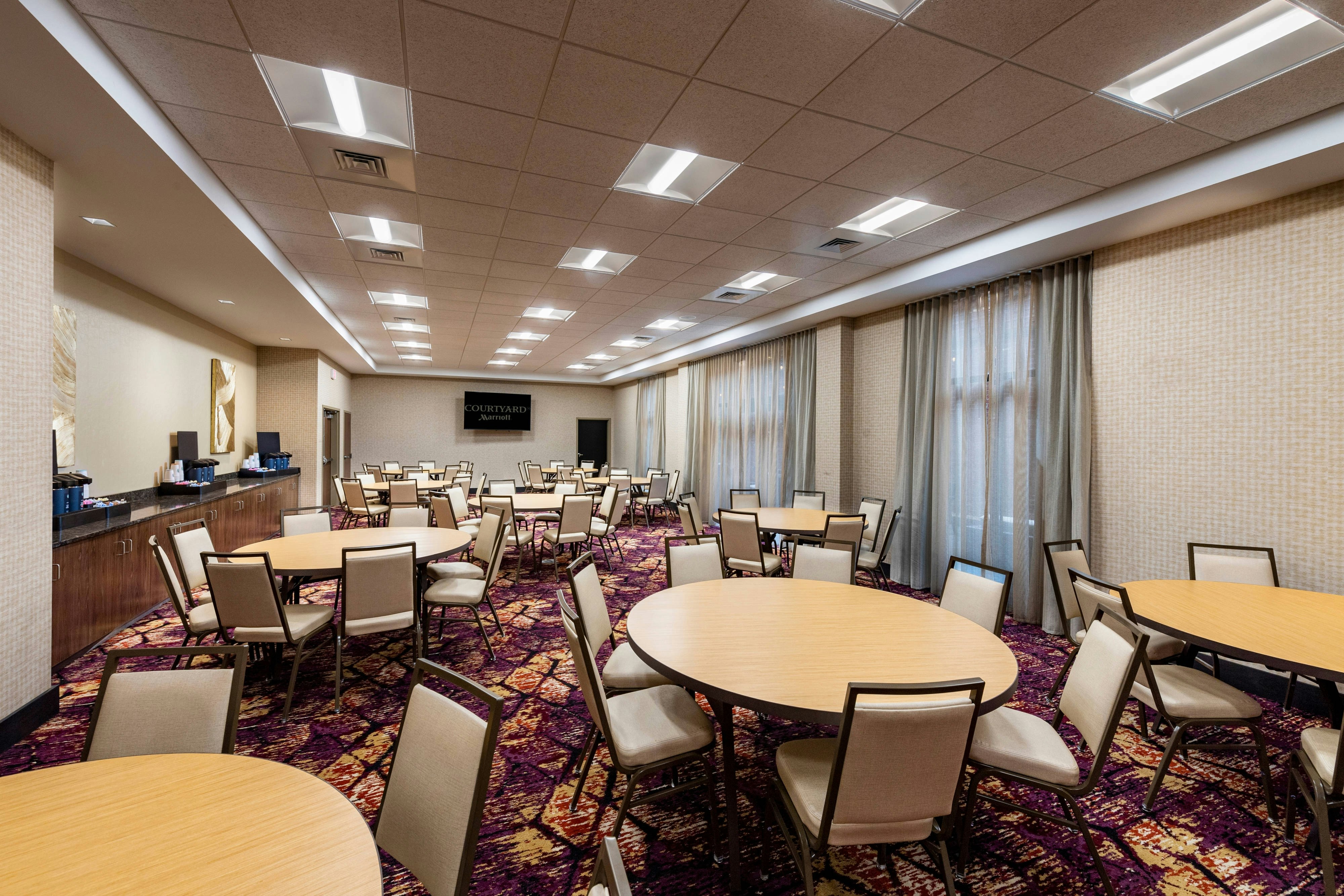 Courtyard by Marriott Winston-Salem Downtown 23/32