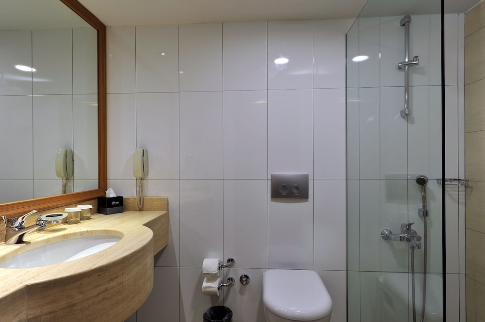 Divan Istanbul City 53/54
