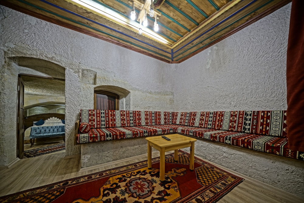Cappa Cave Hotel 25/50