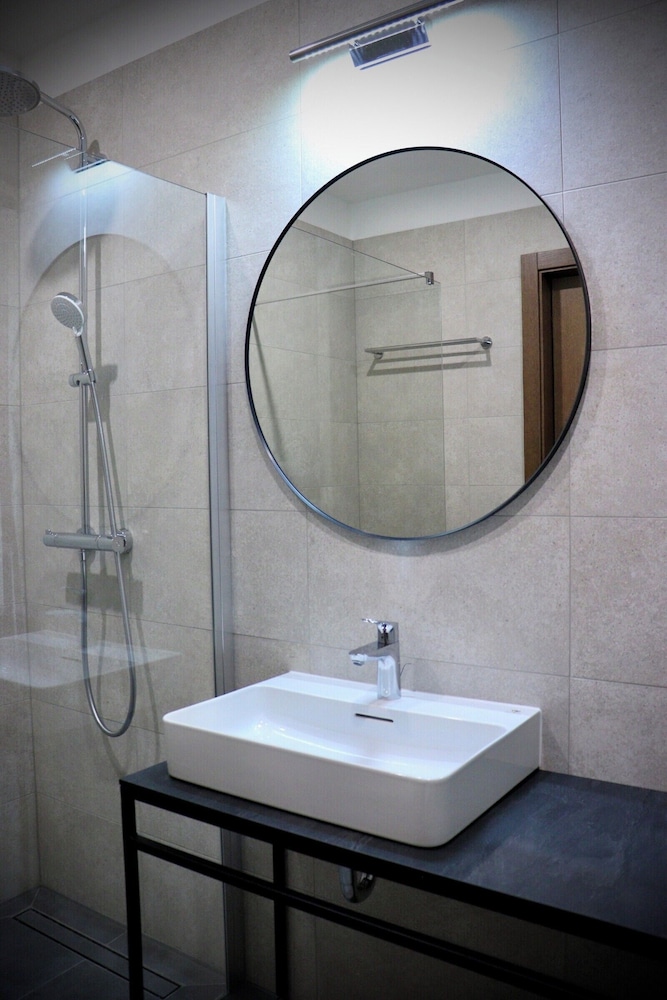 Hotel iNova 47/50