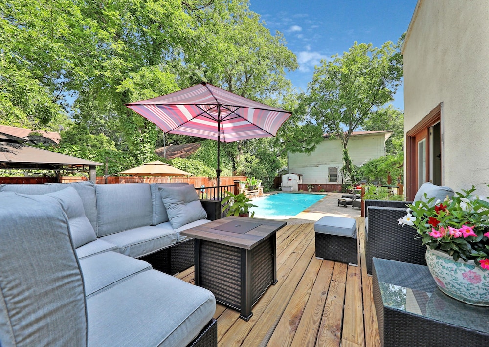 The Lancaster Manor Bed and Breakfast 32/50