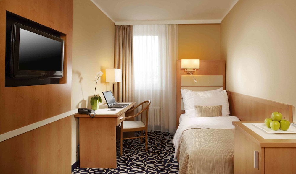OREA HOTEL PYRAMIDA 17/73