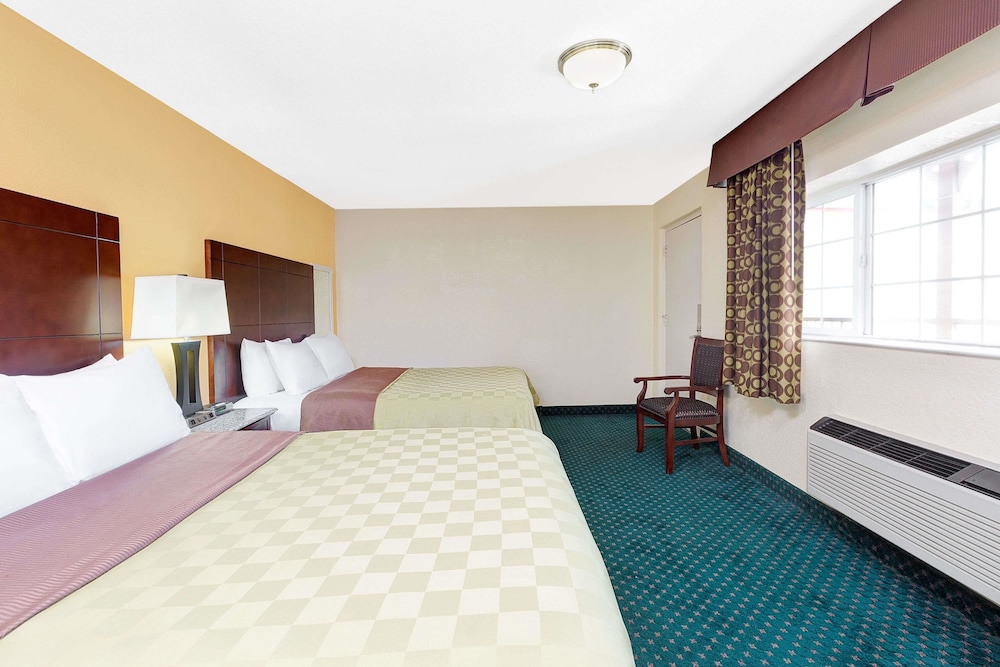 SureStay Hotel by Best Western Santa Cruz 29/54