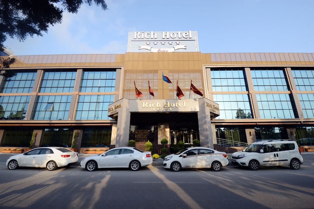 Wyndham Baku 46/50