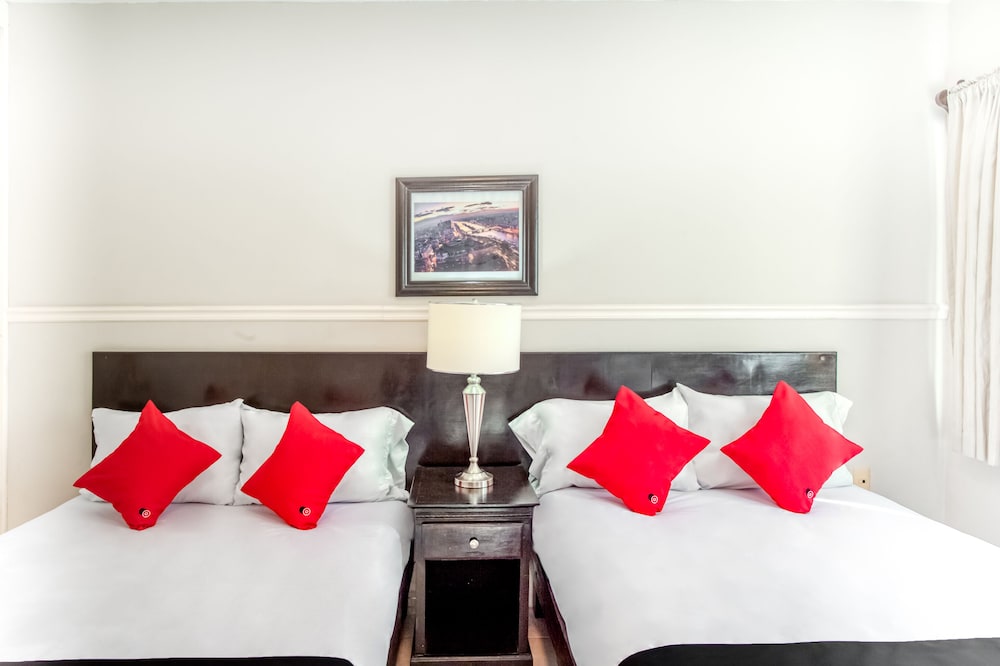 Boca Inn Hotel &amp; Suites 46/66