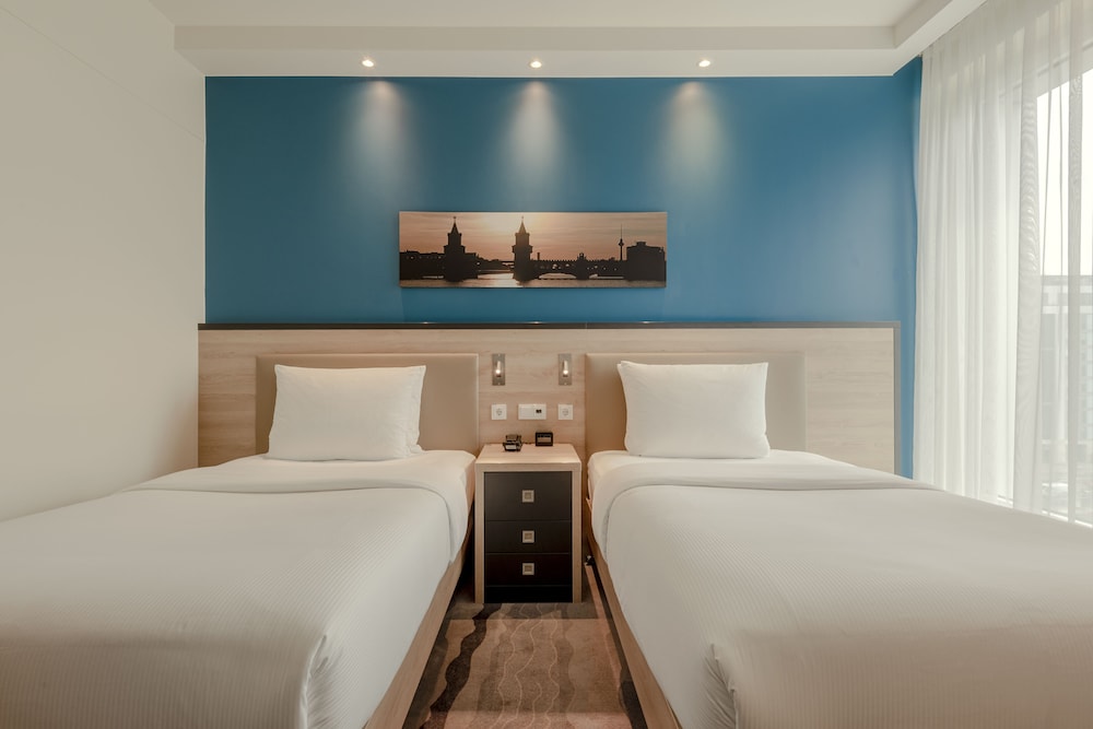 Hampton By Hilton Berlin City Centre Alexanderplatz 12/58