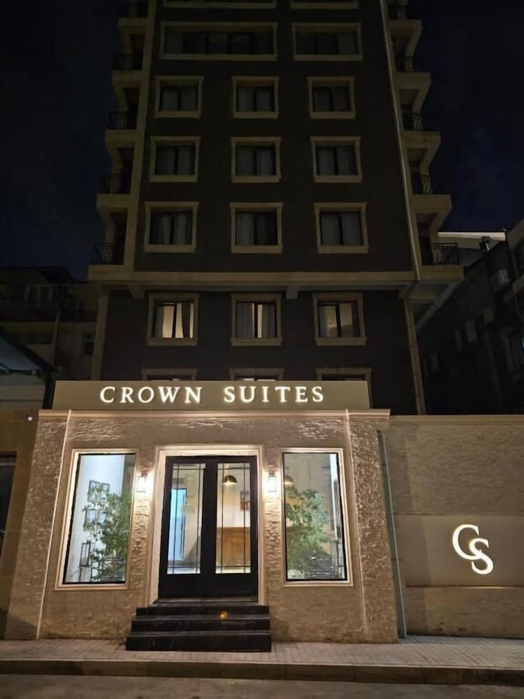 The Crown Hotel 1/50