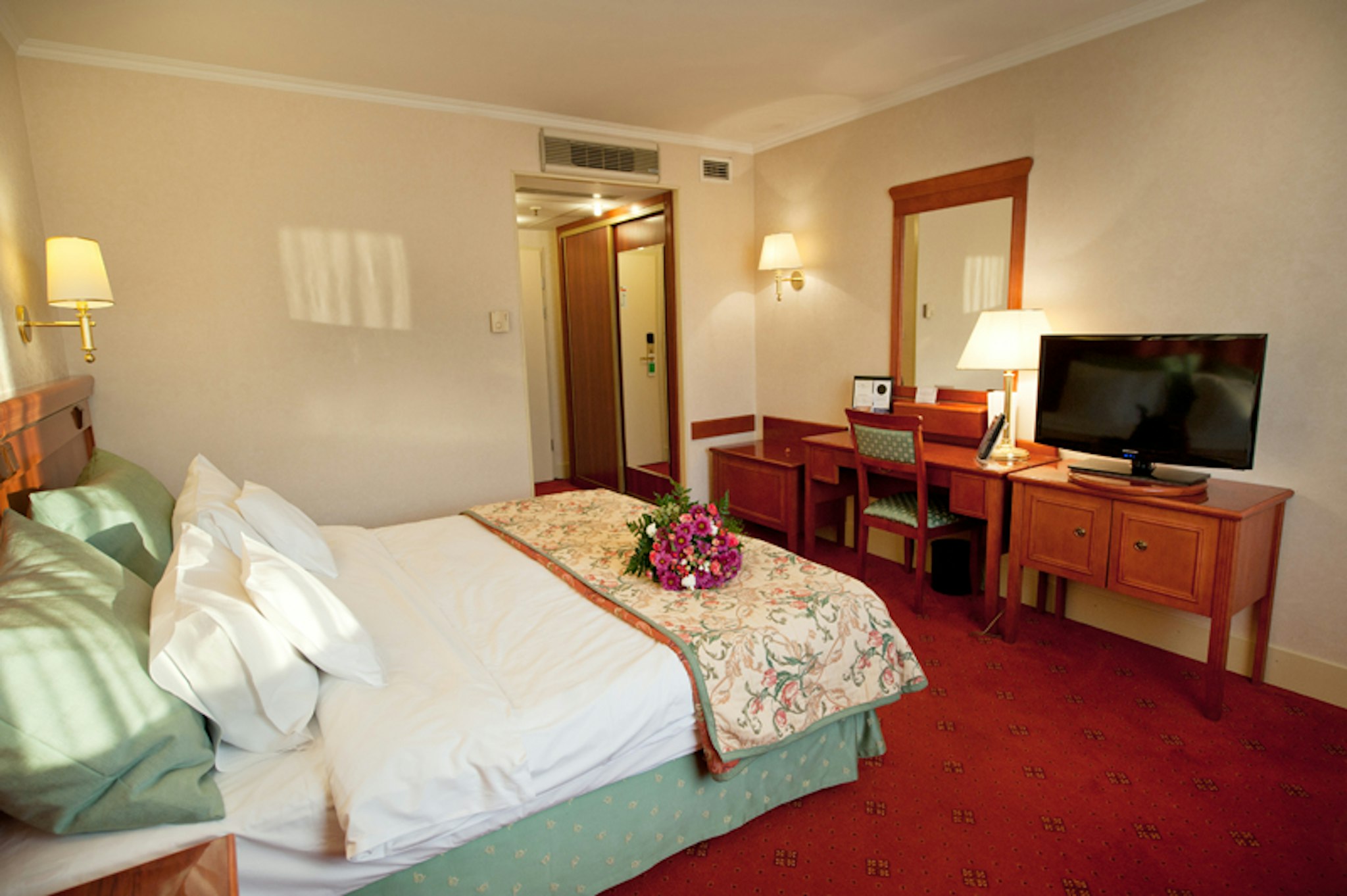 Mcc Mazurkas Conference Centre Hotel 14/50