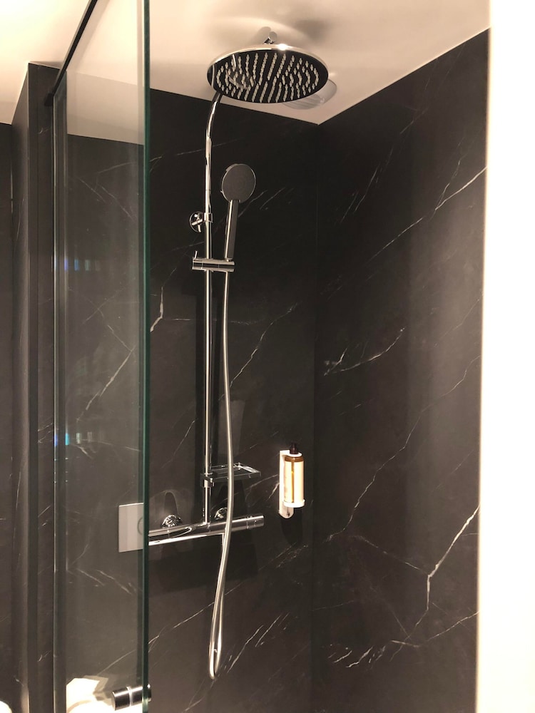 Best Western Plus Le Conquerant Rouen Nord 32/66