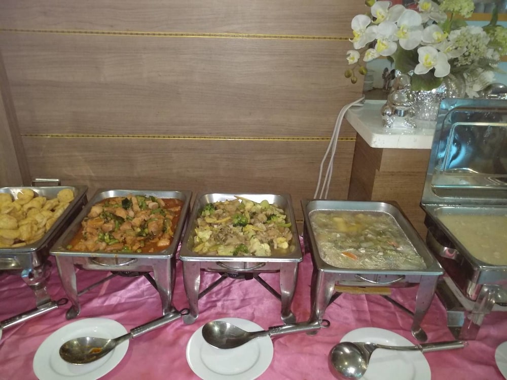 Kitlada Hotel 24/44