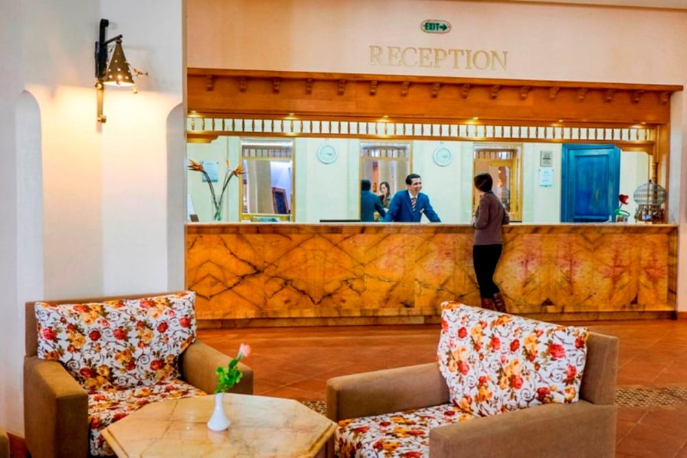 Medina Belisaire and Thalasso 8/70