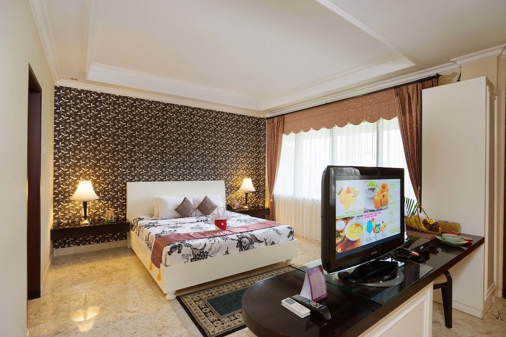 Royal Hotel and Villa Batu 18/61