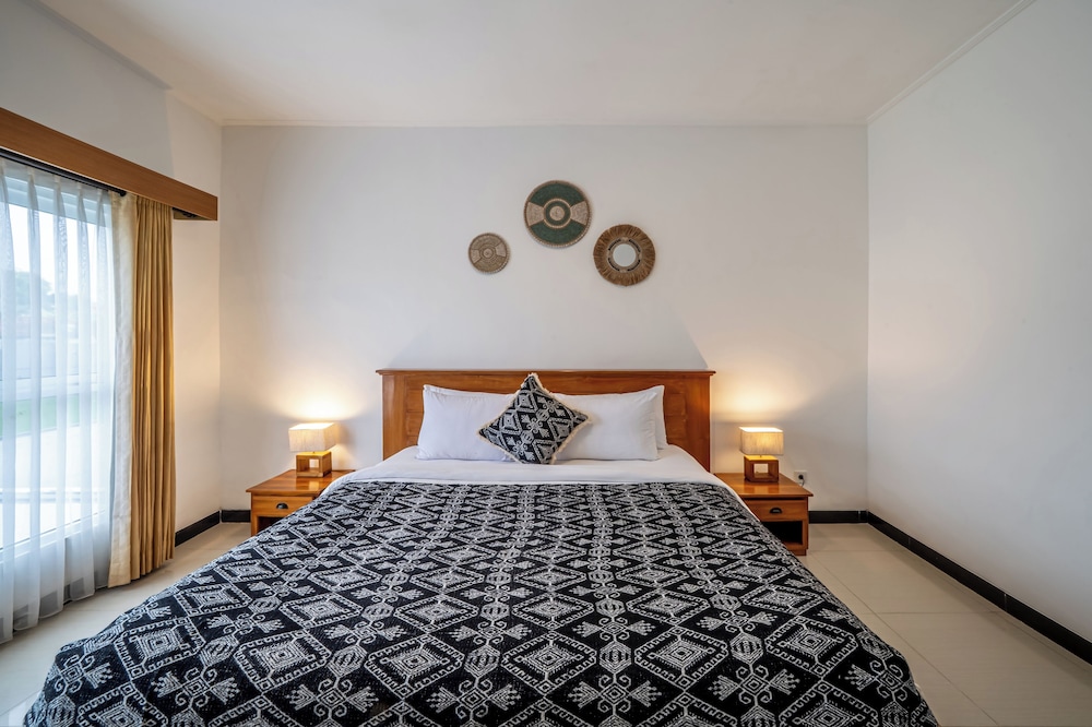 3 Bedrooms, Pool, Villa