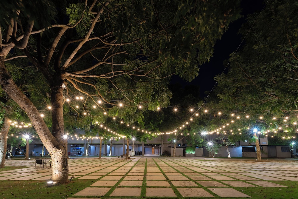 I Hotel Batam 62/69