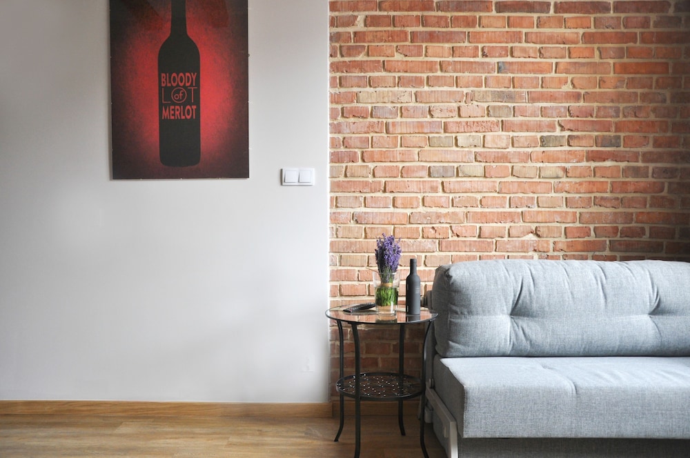 Wine Apartments 45/59