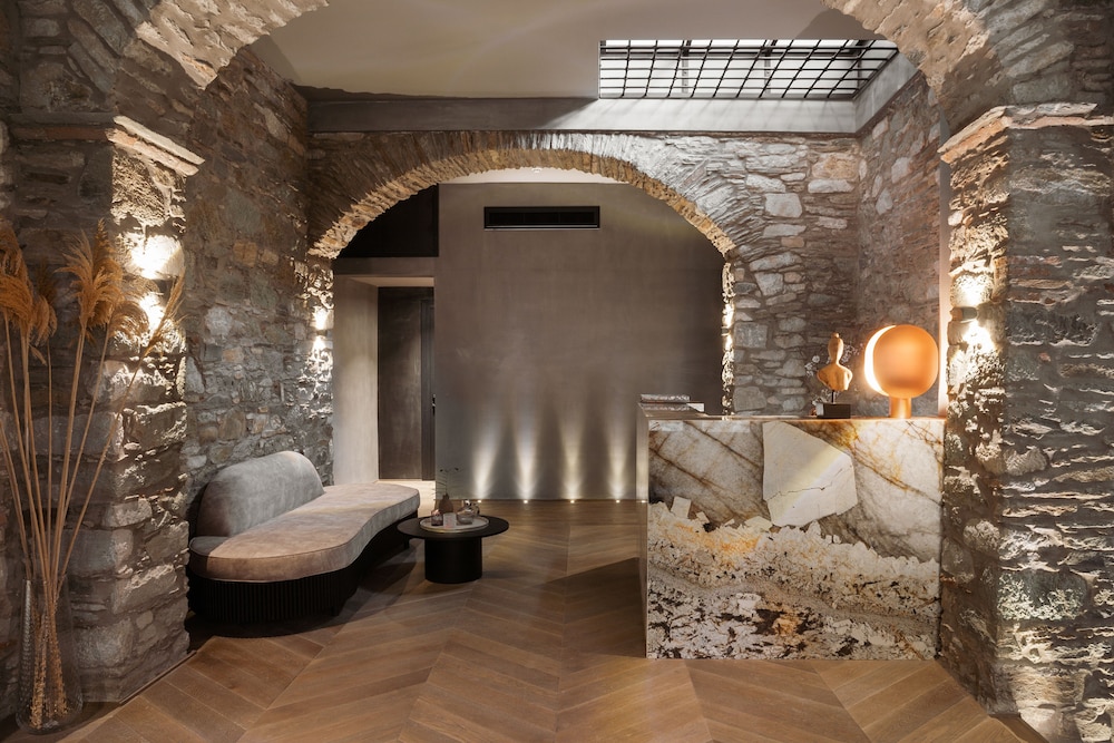 Castro Hotel Syros 34/50