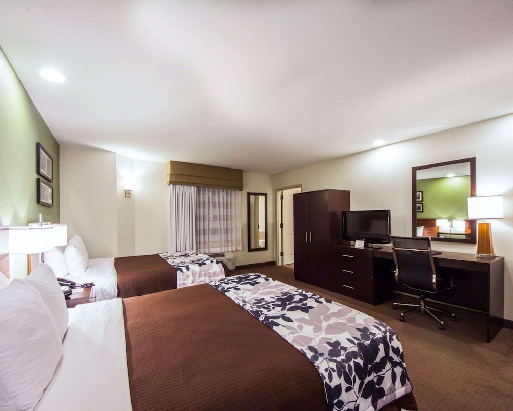 غرفة قياسية بسريرين كوين، Sleep Inn & Suites Edmond Near University 2/2