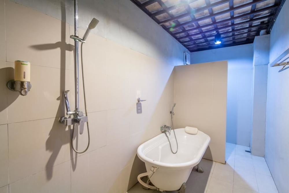 Jm Hotel Kuta Lombok 50/50