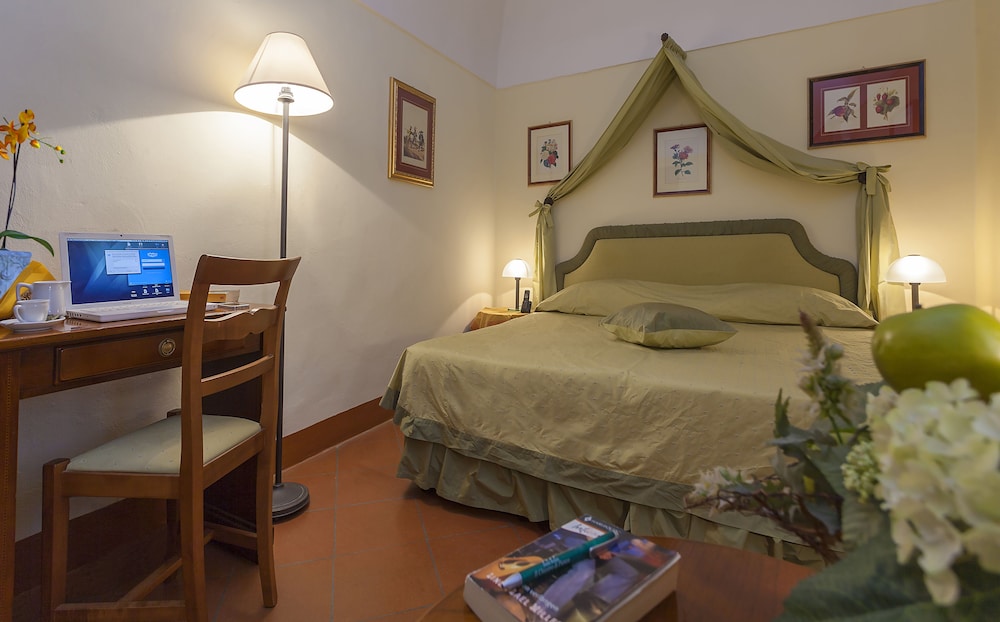 Relais Ii Chiostro Di Pienza Hotel 10/72
