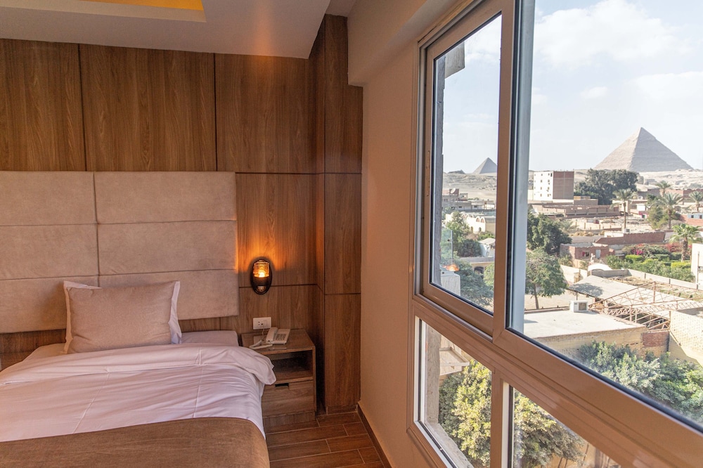 Suite, Queen Bed, Pyramids View, Balcony، Nine Pyramids View Hotel 5/7