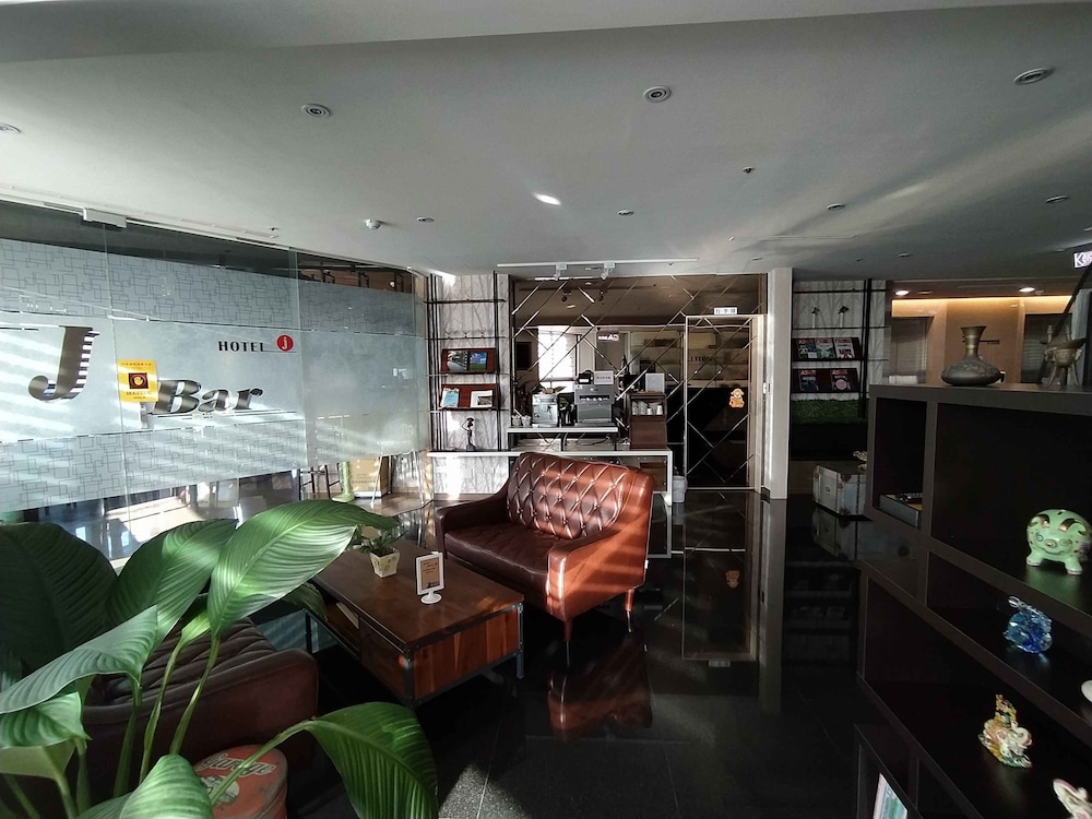 Hotel J 36/54