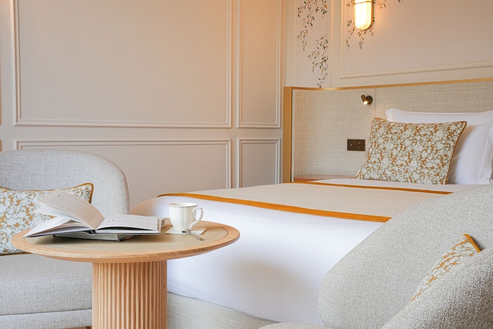 Hotel Le Manoir Les Minimes 23/32