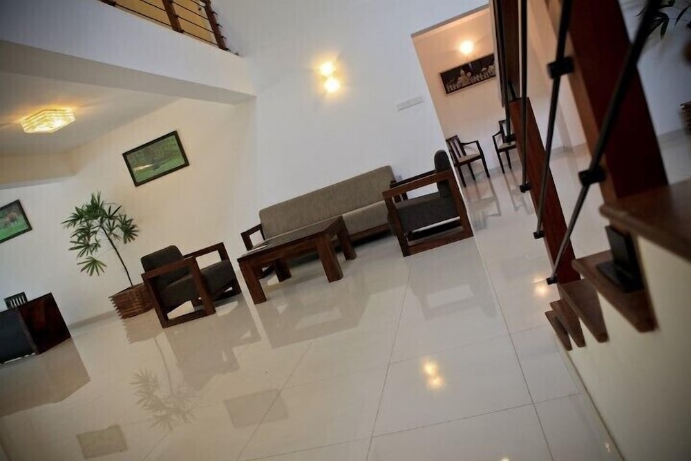 Lavendish Okrin Hotel 30/48