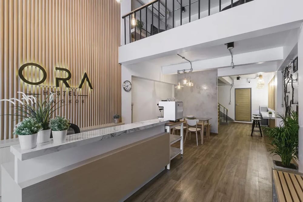 Ora Hostel Bangkok 8/65