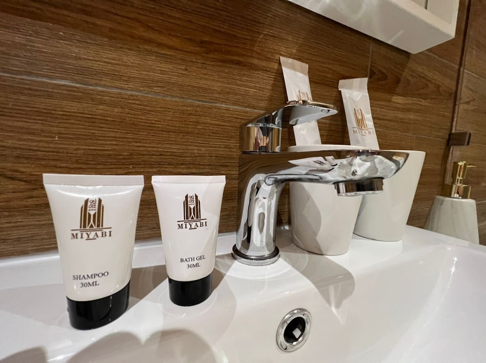 MIYABI HOTEL PERMAS 24/50