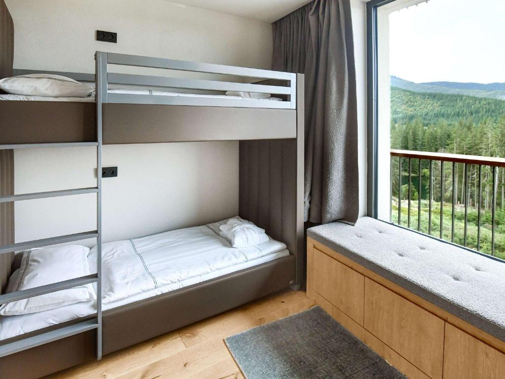 Swiss, Executive, Apartment