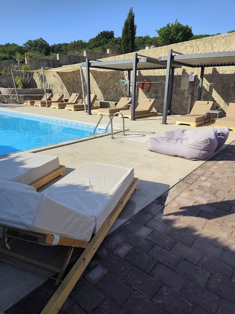 Lagoon View Apartments - Adults Only 40/70
