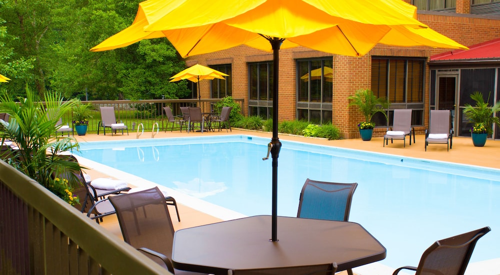 Wyndham Garden Williamsburg Busch Gardens Area 3/39