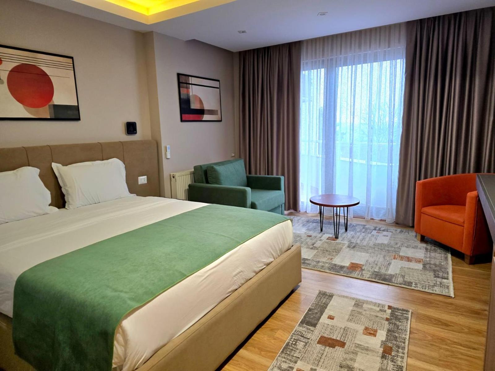 Perla Hotel 26/61