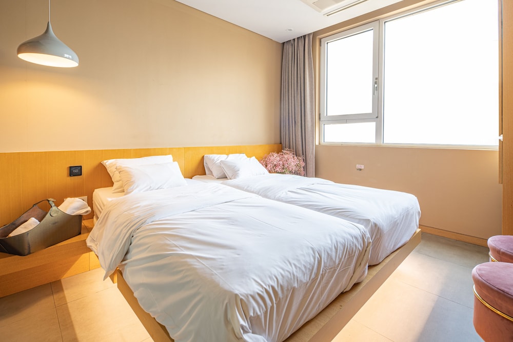 Hotel The Designers Hongdae 17/80