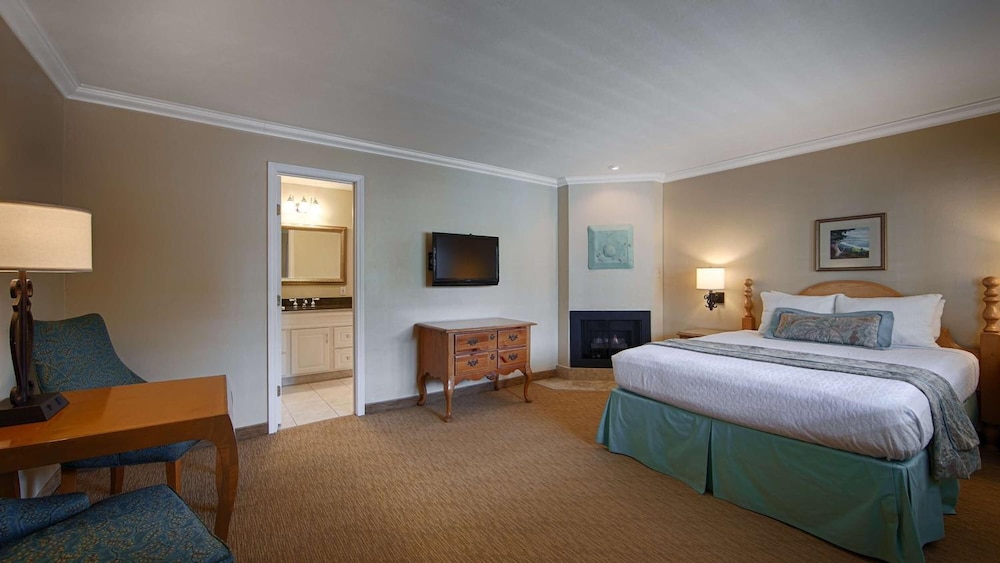 Carmel Bay View Inn 11/46