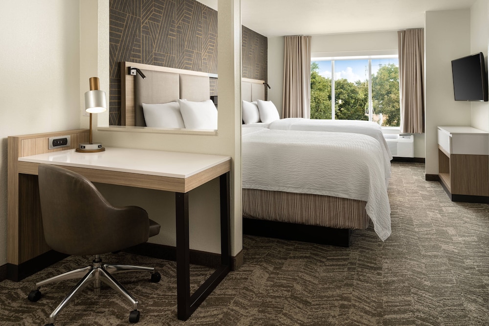 SpringHill Suites Dallas Arlington North 41/48