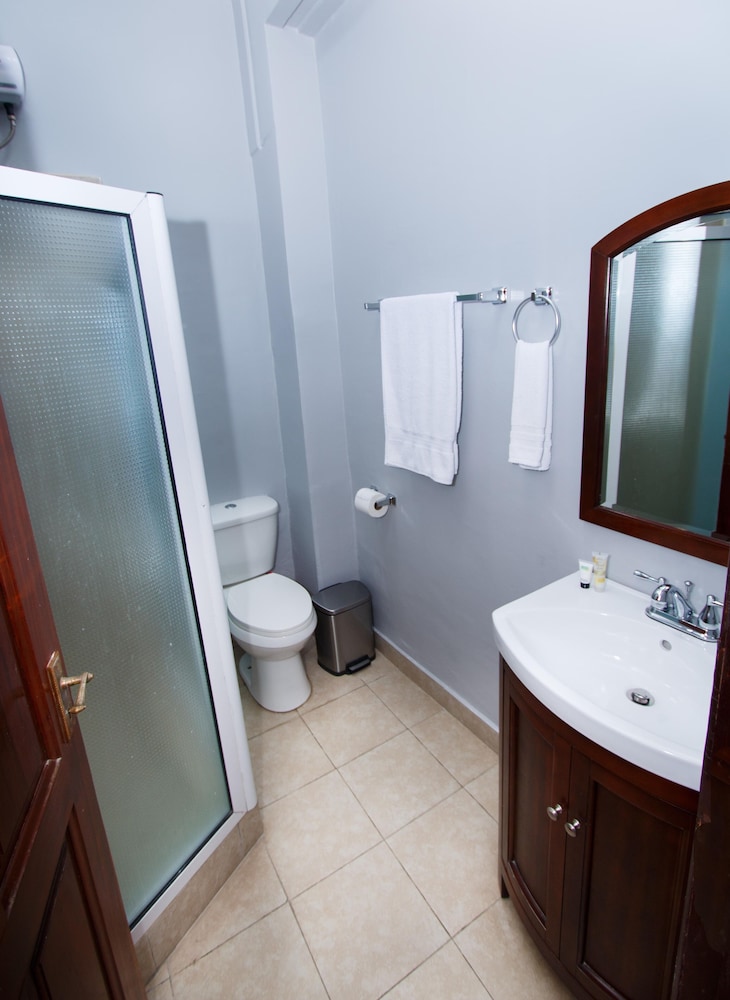 Prestige Suites 32/35
