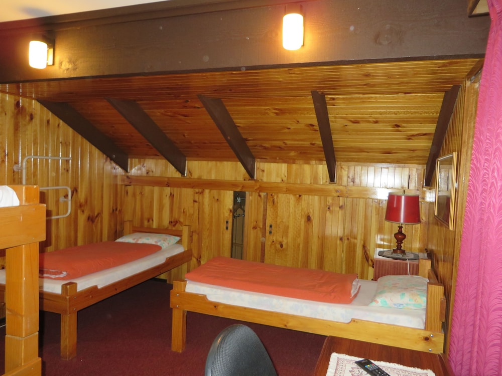 KARELIA ALPINE LODGE 21/56