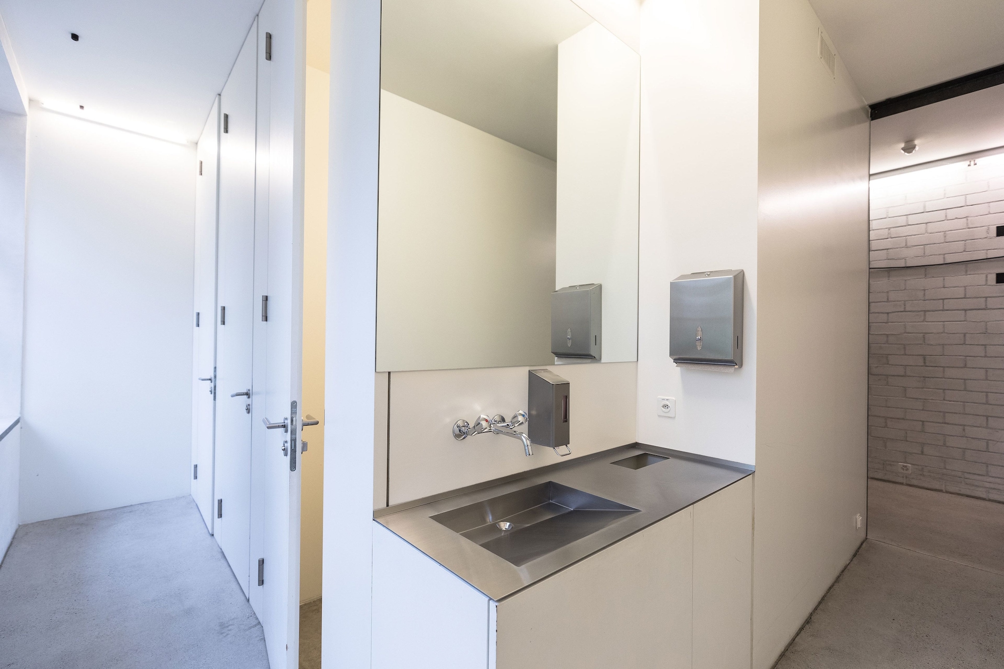 سكن مشترك مختلط قياسي بستة أسرّة بحمام مشترك، Youth Hostel Basel 2/4