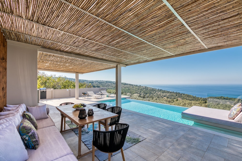 swimming pool spa