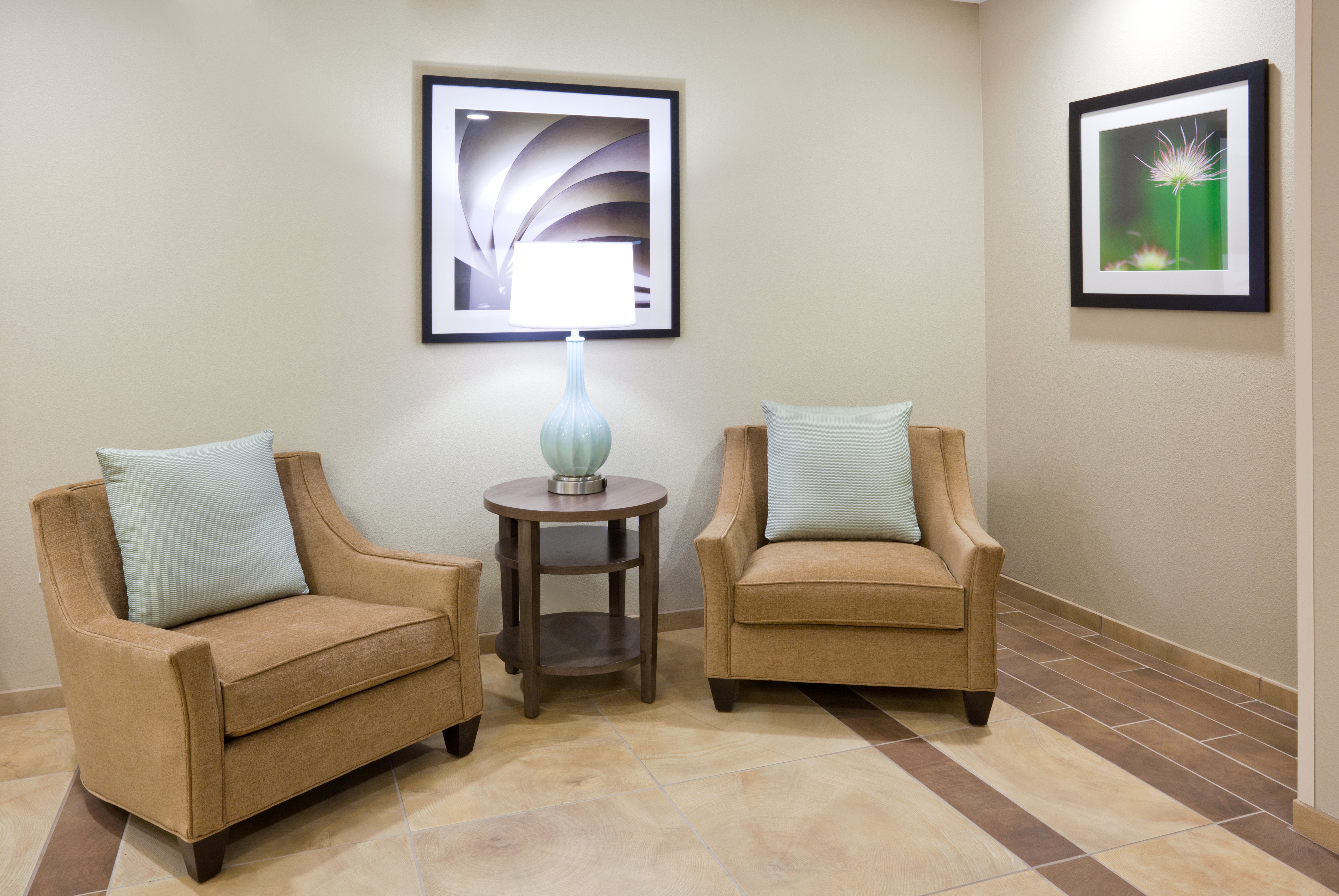 Candlewood Suites Dickinson Nd 14/19