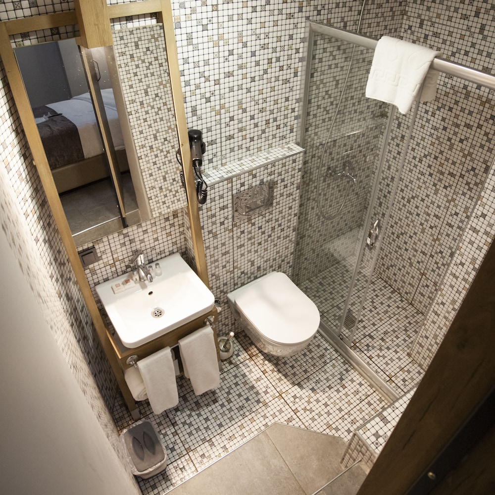 Jurnal Hotel 29/32